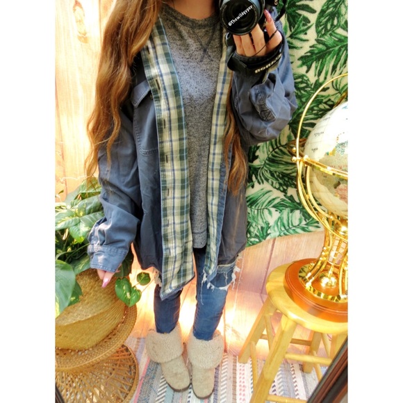 Vintage LL Bean oversized plaid lined shacket 🍂 - Picture 2 of 7